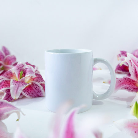 WHITE MUG MOCKUPの写真素材