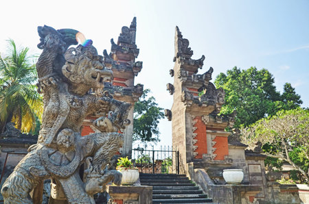 Hanoman Statue in front of Balinese gateの写真素材