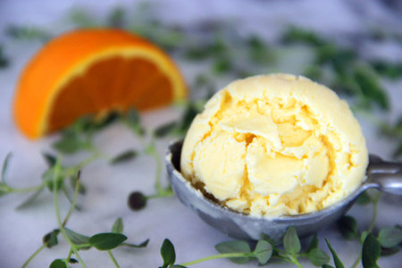 Scoop Of Orange  Thyme Ice Creamの写真素材