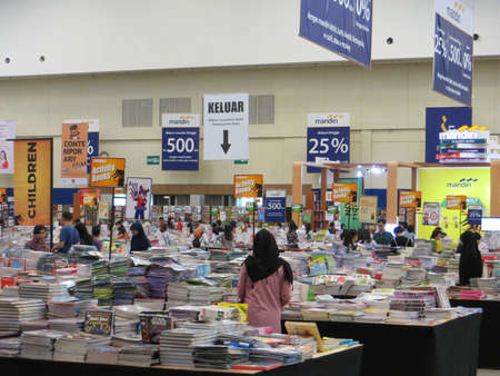 TANGERANG, INDONESIA - April 9, 2018: People shopping on books fair at ICE BSD City.のeditorial素材