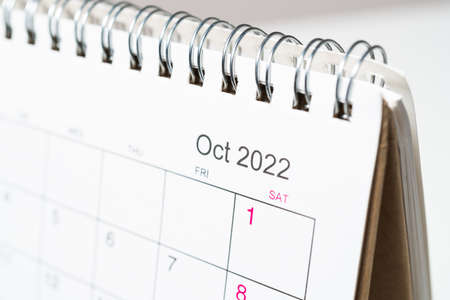 October 2022 year on desk calendar close up.の写真素材