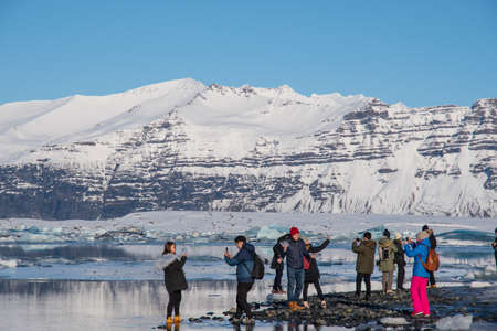 Jokulsarlon Iceland - February 17. 2019: Tourists having a fun day at the jokulsarlon glacier lagoon tourist destinationのeditorial素材