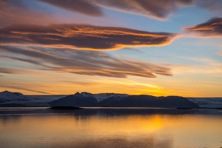 Sunset in Hornafjordur fjord in south Icelandの写真素材