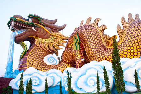 dragon head in chinese templeの写真素材