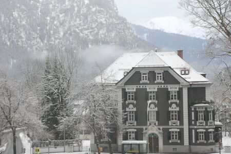 hause in snowの写真素材