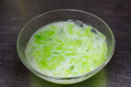 Thai dessert, rice noodles made of rice eaten with coconutの写真素材