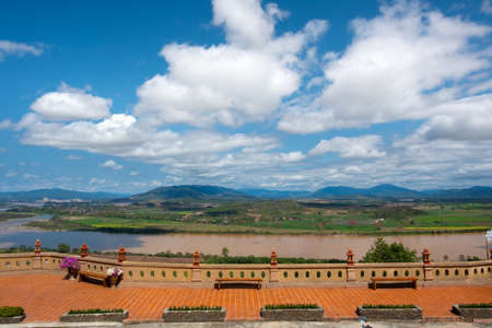 The sky has clouds and the Mekong River.sky and cloud.white clouds.Village near the river.Border river.River border Thailand and Laos. Chiang Saen,Chiang Raiの写真素材