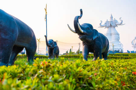 Chiang saen ,Chiang Rai, Thailand.February 2,2021 ;Statue elephant-snake. A white three-headed elephant statue at the intersection before Chiang Saen Hospital. Chiang saen,Chiang Rai,Thailandのeditorial素材
