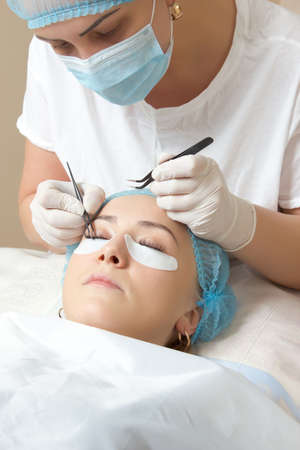 escalating of natural of eyelashes in a beauty salon