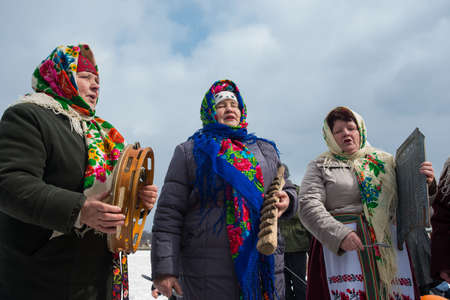 Pirogiv, Kiev, Kievskaya / Ukraine - 03/17/2013 : Maslenitsa celebration. Folklore performanceのeditorial素材