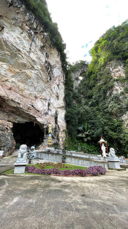 Kek Lok Tong Cave temple in Ipoh, Perak, Malaysiaのeditorial素材
