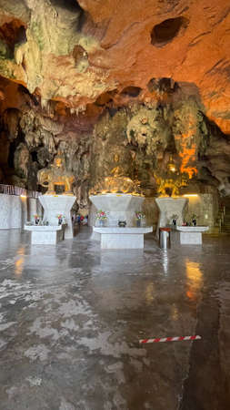Kek Lok Tong Cave temple in Ipoh, Perak, Malaysiaのeditorial素材