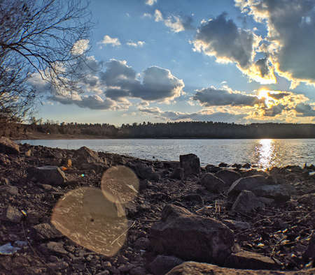 lake sunset rest nature sky water outdoor travelのeditorial素材