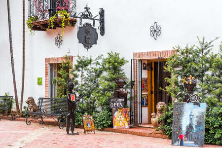 SANTO DOMINGO, DOMINICAN REPUBLIC - AUGUST 8, 2017: View of the facade of the Toledo gallery. Copy space for textのeditorial素材