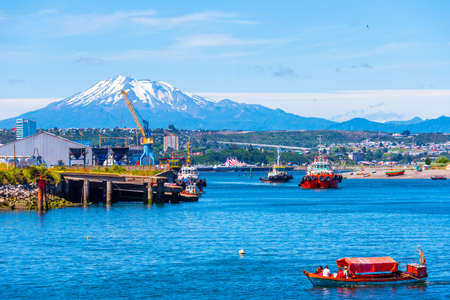 PUERTO MONTT, CHILE - JANUARY 12, 2018: View of the Osorno volcano. Copy space for textのeditorial素材