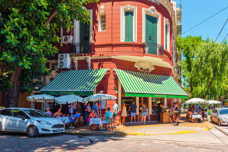 BUENOS AIRES, ARGENTINA - DECEMBER 25, 2017: View of the building of a cafe in the center of the cityのeditorial素材