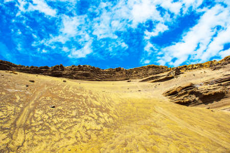 View of the beach Papakolea (green sand beach), Hawaii, USA. Copy space for textの写真素材