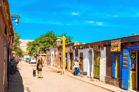 SAN PEDRO DE ATACAMA, CHILE - JANUARY 18, 2018: View of the facade of the building in the city center. Copy space for textのeditorial素材