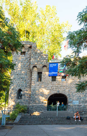 SANTIAGO, CHILE - JANUARY 10, 2018: View of the building Funicular Santiago. Verticalのeditorial素材