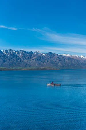 Wakatipu, Queenstown, New Zealand. Copy space for text. Verticalの写真素材