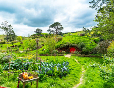 MATAMATA, NEW ZEALAND - OCTOBER 10, 2018: Lake view in Hobbiton Movie setのeditorial素材