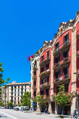 BARCELONA, SPAIN - MAY 31, 2019: View of the facade of a historic building. Verticalのeditorial素材
