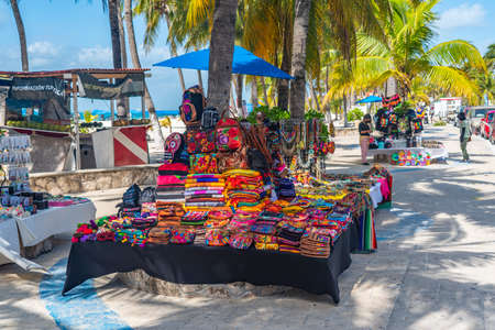 ISLA MUJERES, MEXICO - MARCH 12.2021: Colorful souvenir shops in Isla Mujeres on the street, Mexico. Cancunのeditorial素材
