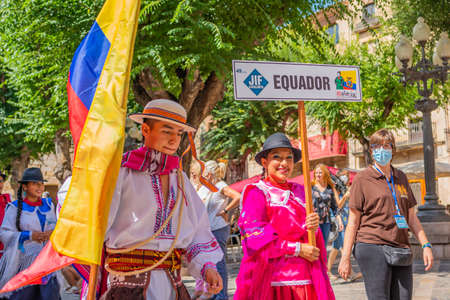Folk dancers in Ecuador costumes at the folk festival Mayor in Montblanc Spainのeditorial素材
