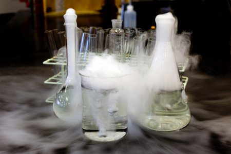 Carbon dioxide solid in flaskの写真素材