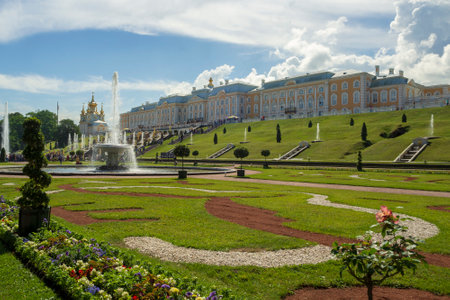 ST. PETERSBURG, RUSSIA - JULY 4, 2018: The grounds of the Peterhof Palace, UNESCO world heritage site, with fountains and gardens, taken on July 4 in St. Petersburg.のeditorial素材
