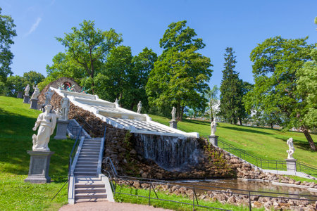 ST. PETERSBURG, RUSSIA - JULY 4, 2018: The grounds of the Peterhof Palace, UNESCO world heritage site, with fountains and gardens, taken on July 4 in St. Petersburg.のeditorial素材
