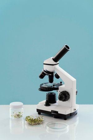 Arrangement with microscope plants