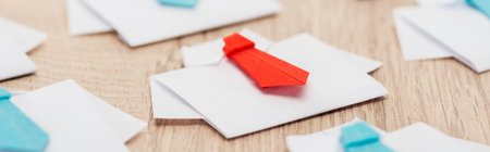 panoramic shot origami white shirtsの素材