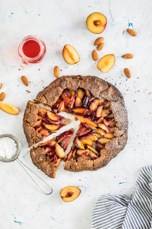 Almond plum galette food photography recipe ideaの素材