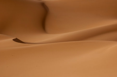 The orange dunes of the libyan Sahara desertの写真素材