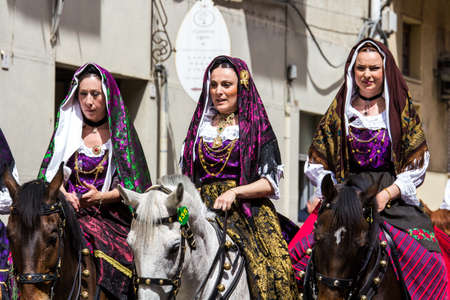 CAGLIARI, ITALIA - 2014 MAGGIO 1: 358^ Processione Religiosa di Sant'Efisio - Sardegnaのeditorial素材