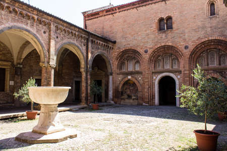 BOLOGNA, ITALY - JULY 23, 2017: courtyard inside the Basilica of Santo Stefano (seven Churches) - Emilia Romagnaのeditorial素材