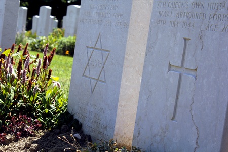 jewish and christian views of tombstones side by sideのeditorial素材