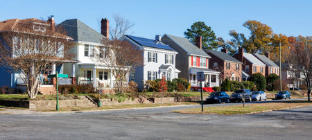 Older established residential neighborhood block. Richmond, Virginia USA.のeditorial素材