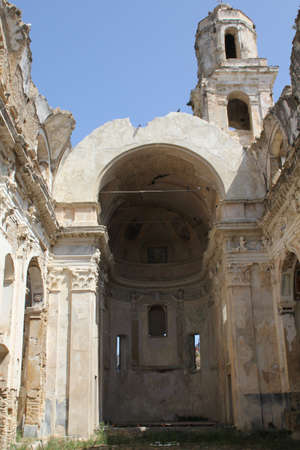 Ruins of an old church in old Bussana, a village destroyed by an earthquake and then abandoned. It is now an International Artists Villageのeditorial素材