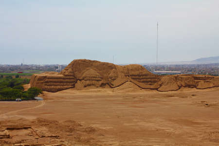 Huaca del Sol and archaeological excavations in the Moche valley in Peru
の写真素材