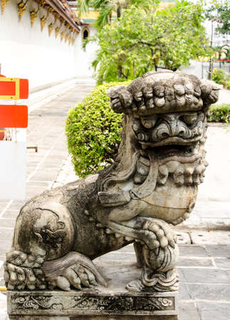 Lion statue in templeの写真素材