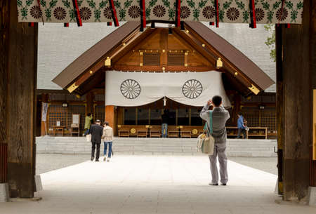 hokkaido shrine in spring timeのeditorial素材