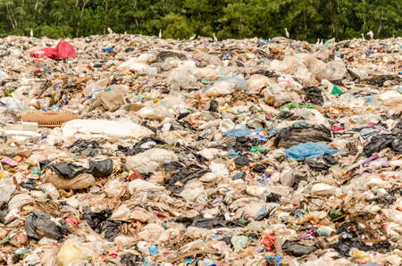 SONGKHLA, THAILAND - AUGUST 4: Municipal waste disposal by open dump procese.  Dump site at Hatyai Songkhla on AUGUST 4, 2015 in SONGKHLA PROVINCE THAILANDのeditorial素材