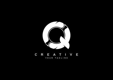 Q Letter interesting logo vector. Unique stylish.のイラスト素材