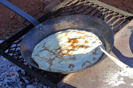 To make crepes in the Australian desertの写真素材