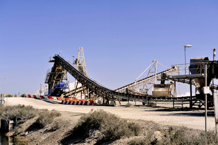Site operating company saline Aigues-Mortes in the Camargue Where stackers stack hills of sea salt.のeditorial素材