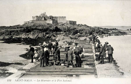 old postcard of Saint-Malo, Reservoirs and strong nationalのeditorial素材