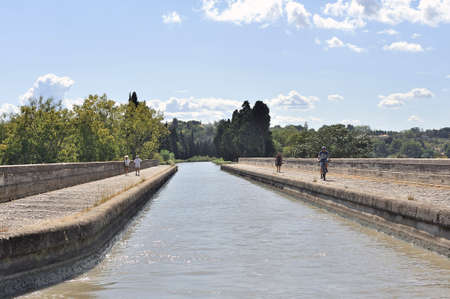 The canal bridge of Beziers where the canal du midiのeditorial素材