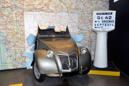 Road signs and road maps were invented by Michelin and the two horses is a symbol